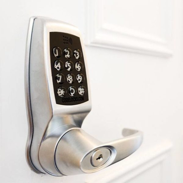 Codelocks SMART deurslot CL4510 op deur