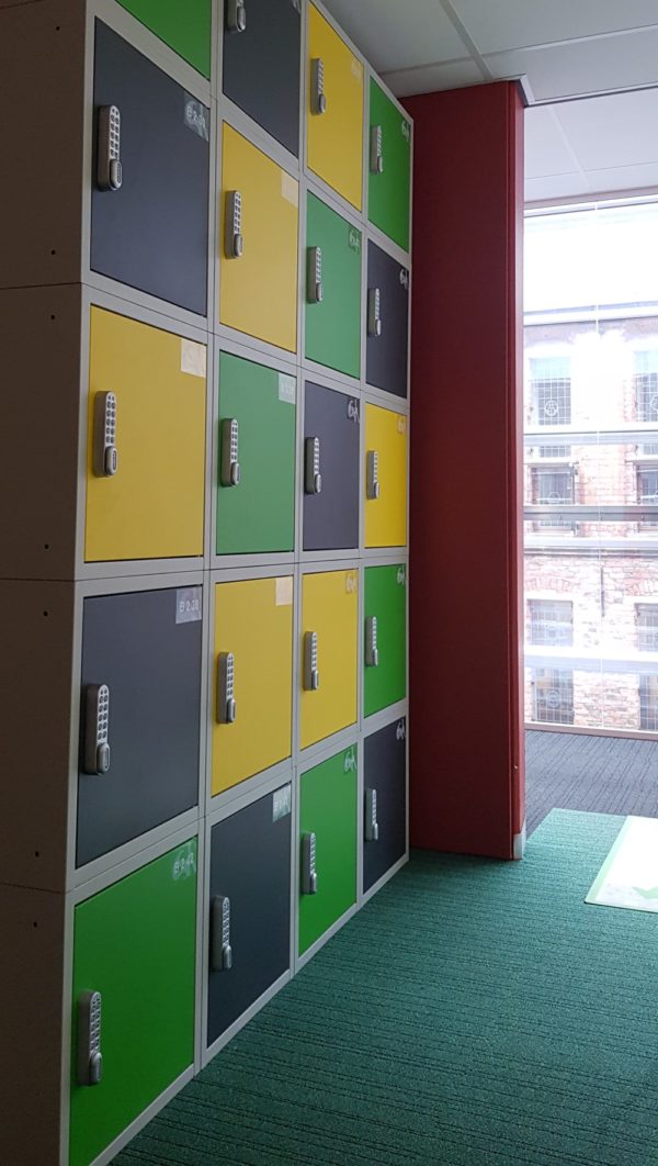 Cube lockers